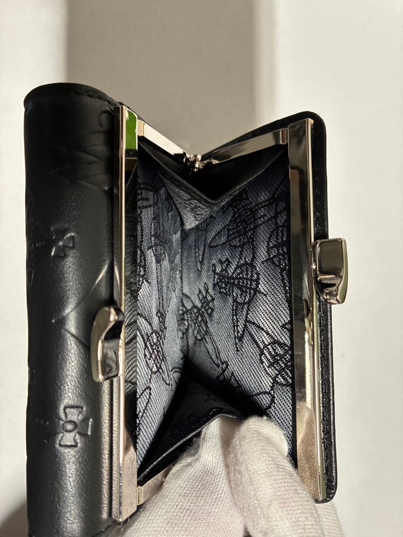 【内柄も素敵☆】Vivienne Westwood 三つ折り財布 マット 黒