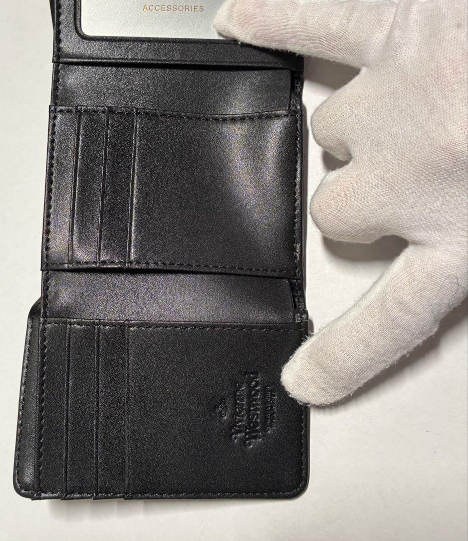 【内柄も素敵☆】Vivienne Westwood 三つ折り財布 マット 黒