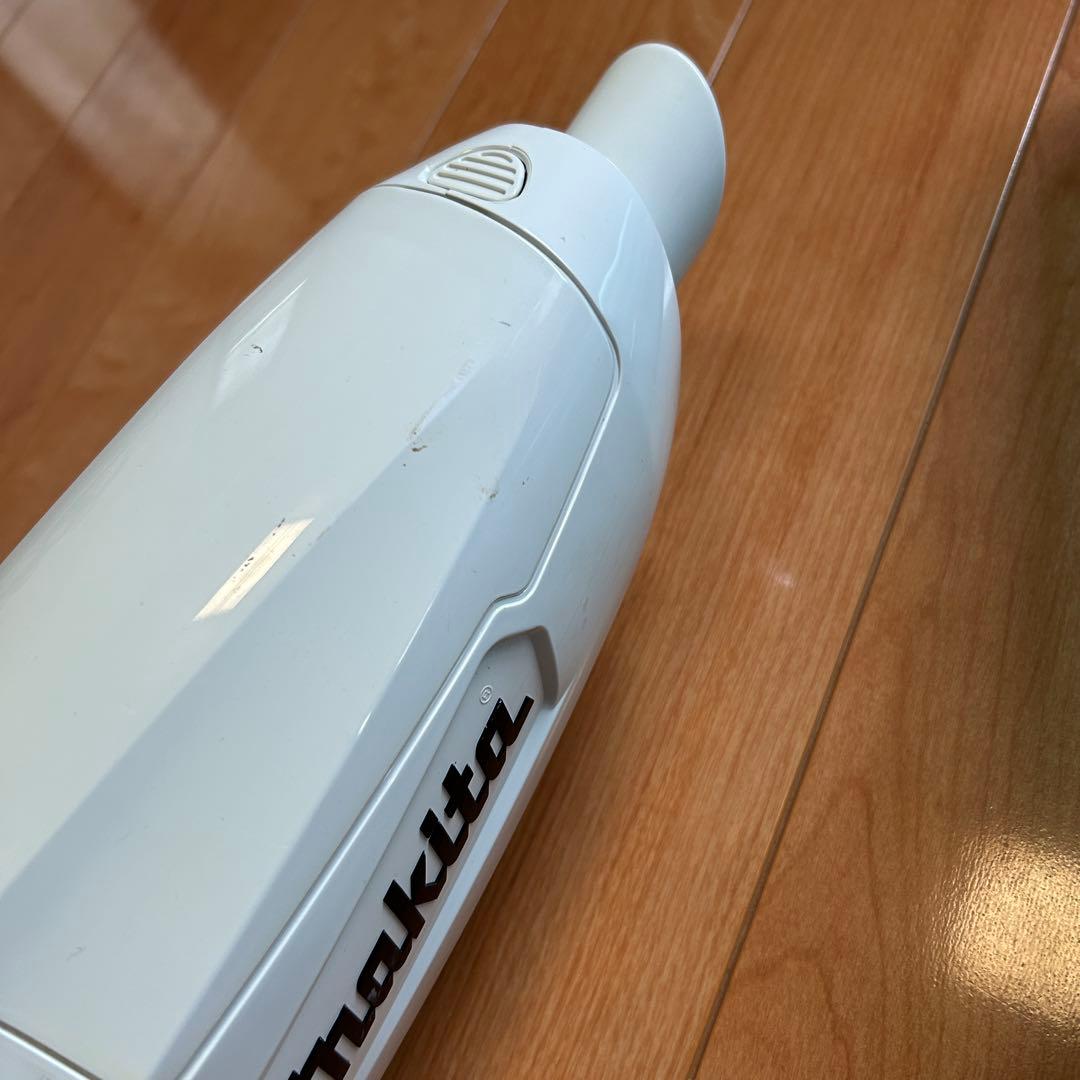 【美品】Makita CL107FD コードレスクリーナー