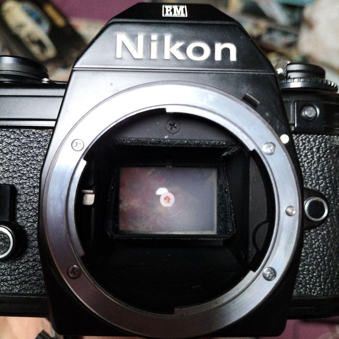 Nikon EM ＋ Series E 50mm f1.8 レンズセット