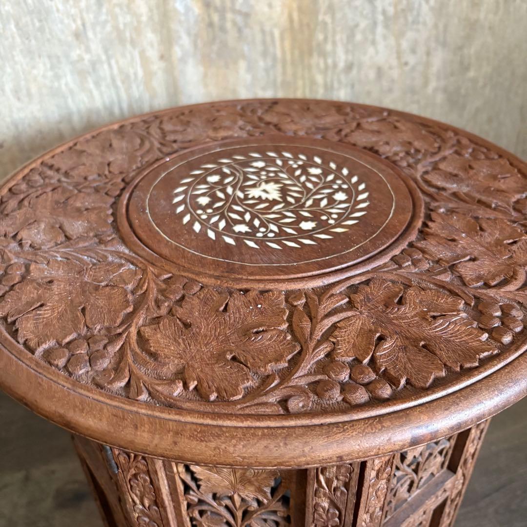 シーシャムウッド　彫刻テーブル　サイドテーブル　インド製　ヴィンテージ　②