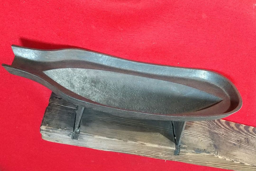 古道具 時代物 大型薬研 長さ約80cm 高さ約17.5cm幅約16.5cm