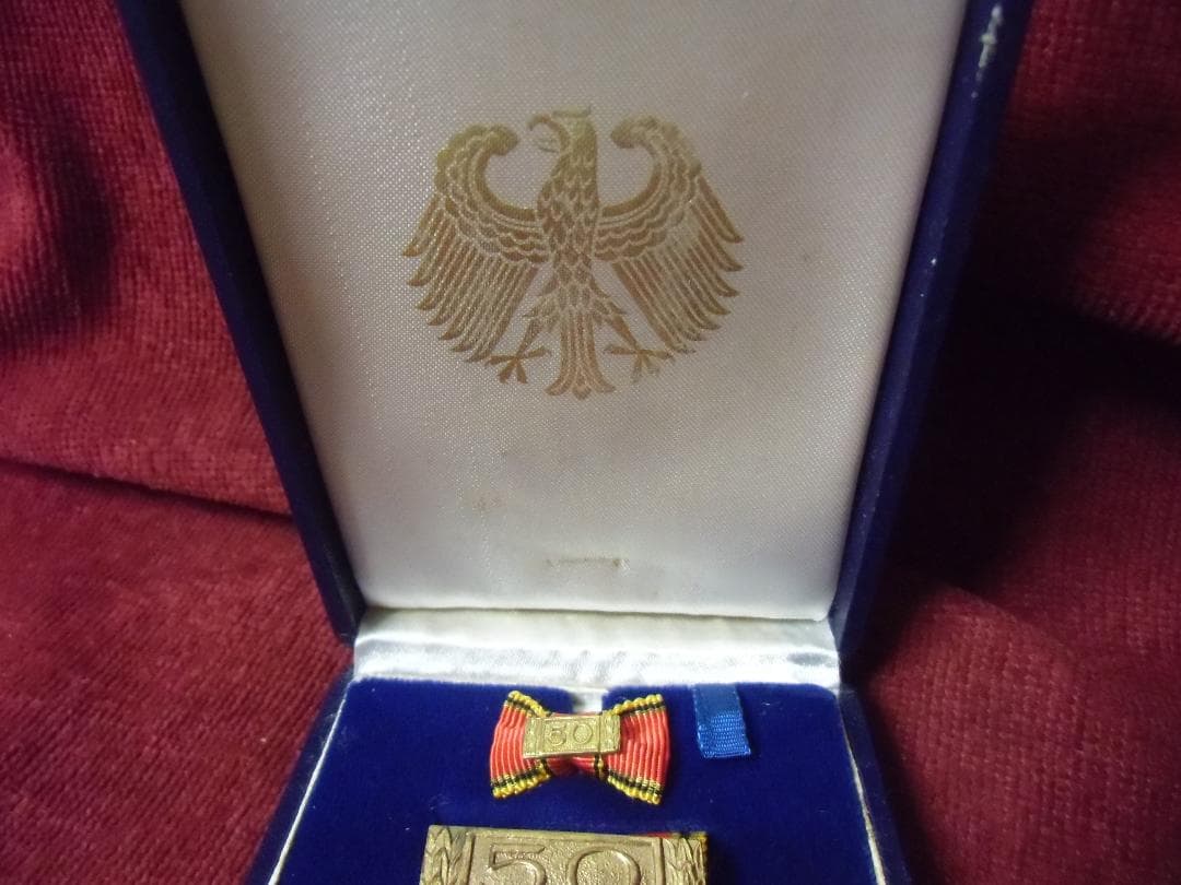ＢＷドイツ軍/連邦軍＊連邦功労勲章２級/５０年勤続ＧＯＬＤバー付（実物）