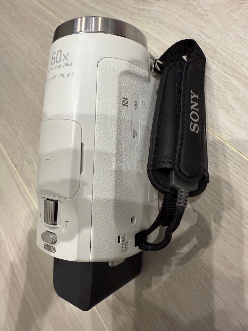 【極美品】SONY デジタルビデオカメラHDRCX680(W)ケース付き。