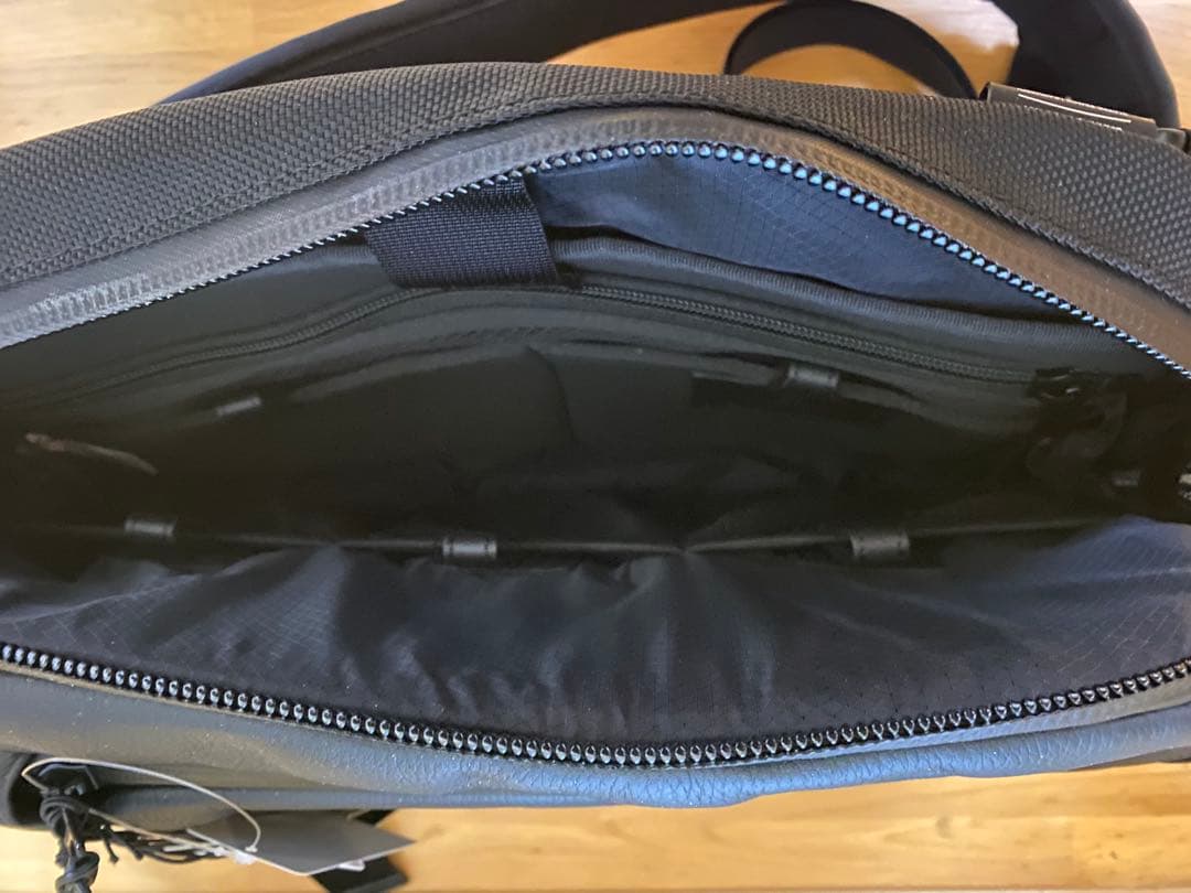 KADOYA カドヤ　RIDERS SLING BAG