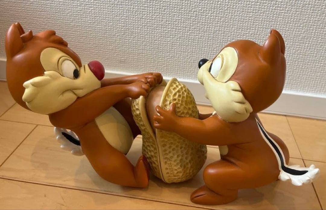 まるすけ【レア箱付き】ディズニー チップとデール ピーナッツ フィギュア