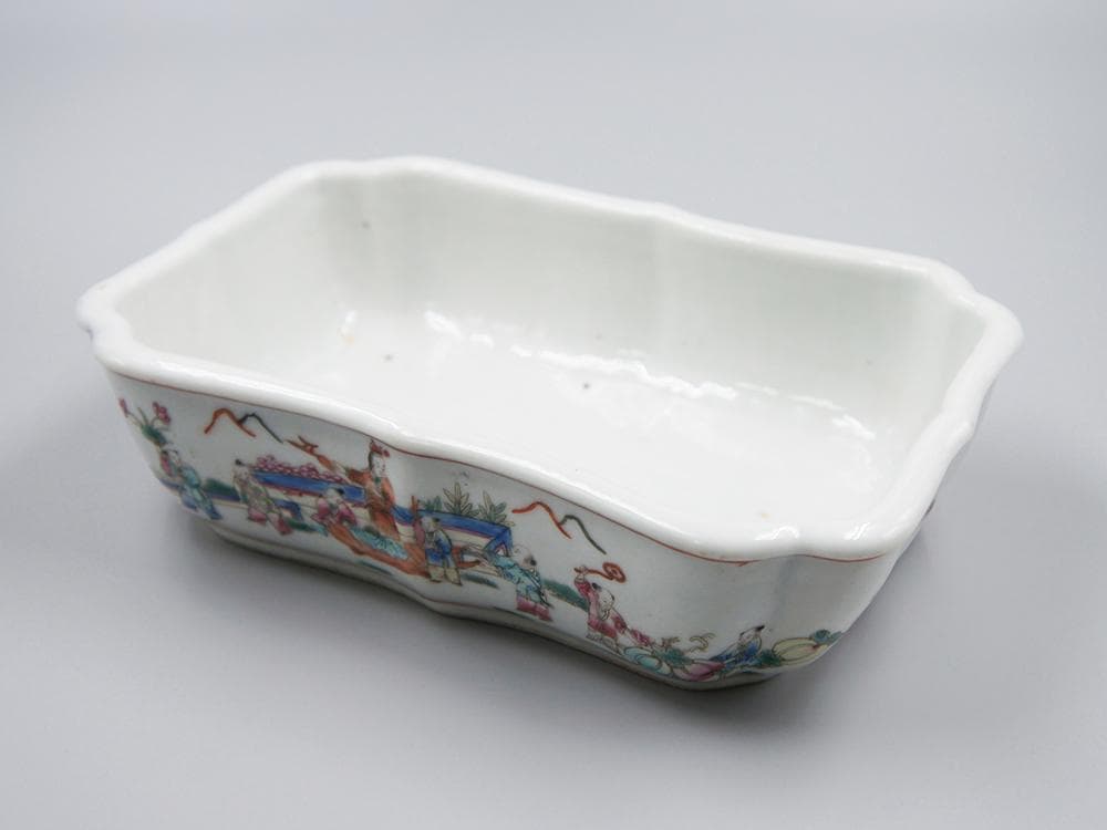 【瓷】　★ 瓷器 粉彩唐子紋水仙鉢 ★　清朝期　花卉 果物 手描文様　明清磁器