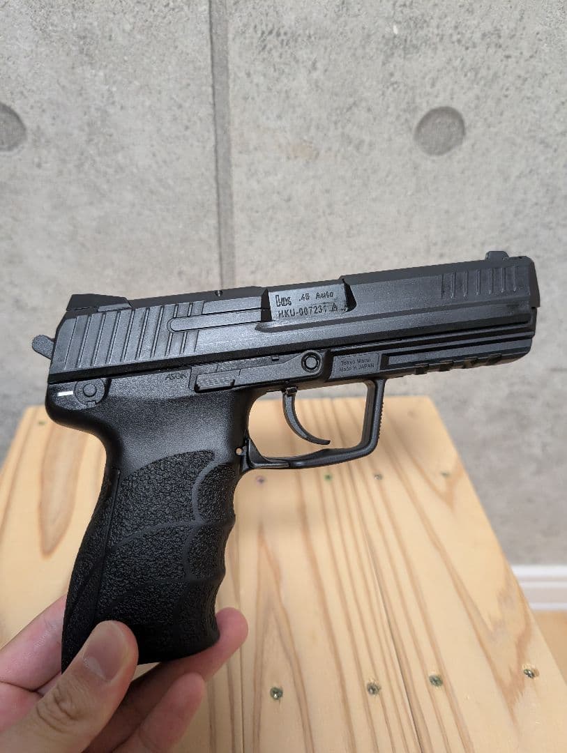 東京マルイ　HK45　ガスガン