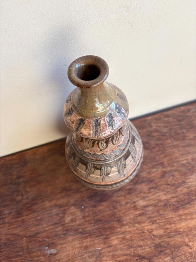 古琉球？嘉瓶（ゆしびん）花器　刷毛目　縄紋　筒描き　古民藝　バーナードリーチ