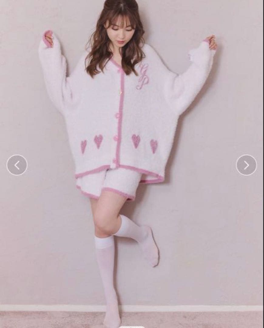 【新品・未使用】ジェラピケ 限定ラメフェザーカーディガン&ショートパンツセット