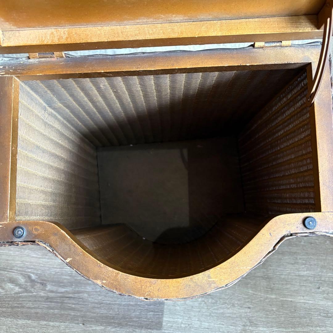 LLOYD ROOM ヴィンテージ ガラストップ　リネンボックス　バスケット