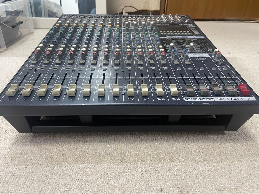 Yamaha EMX 5016CF パワードミキサー