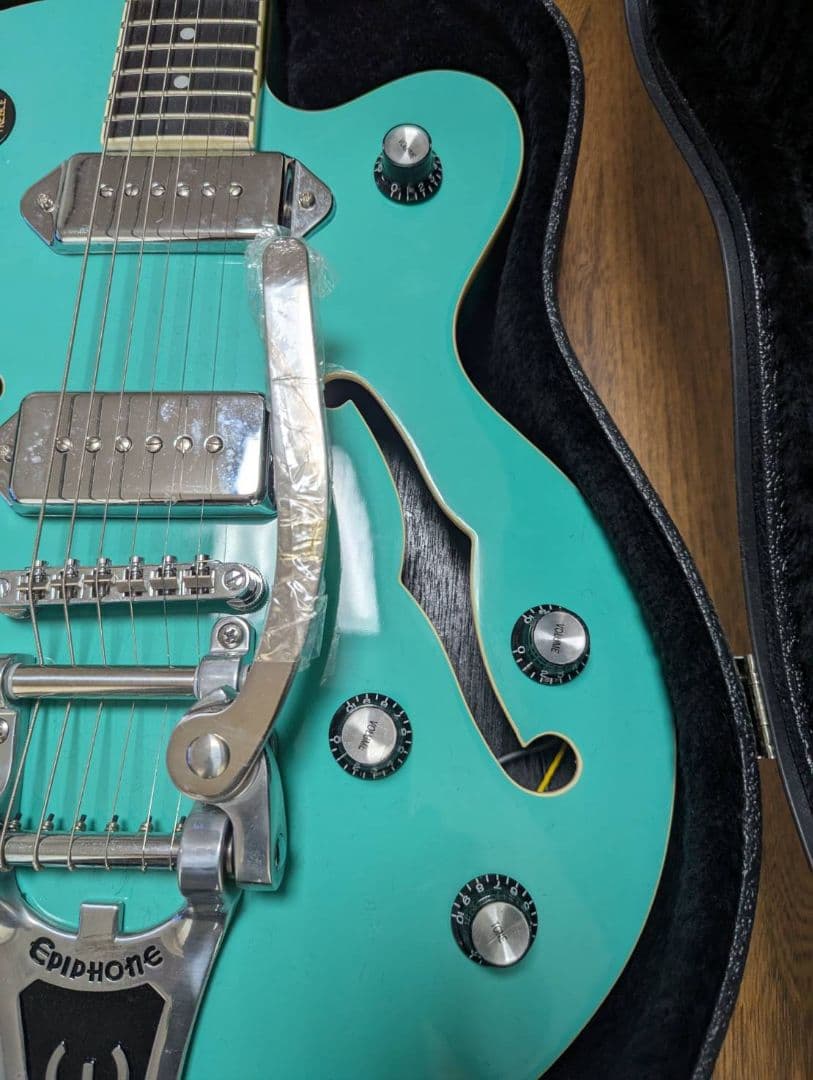 まっちゃん　エピフォン ギター ミントグリーン ハードケース付き
