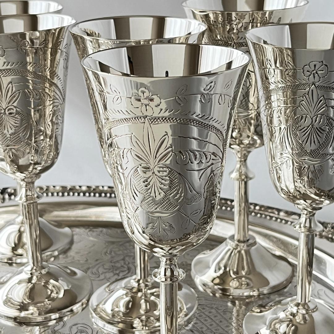 【英国】ワインゴブレット 8個組 【シルバープレート】華麗！！