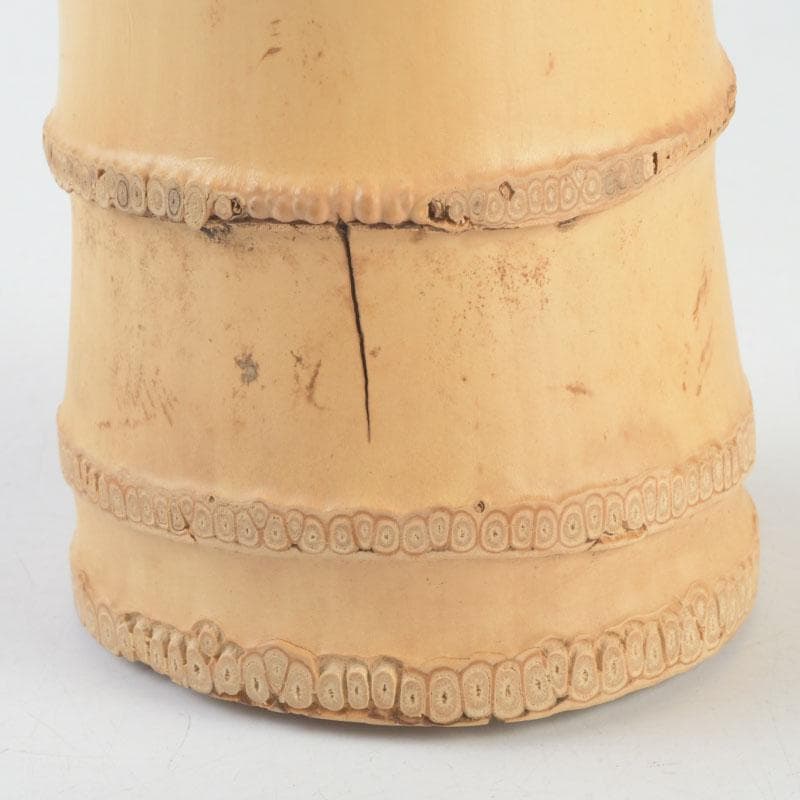 茶道具　指物師　稲垣信斎作　一重切　竹花入　銘「清水」　共布共箱　V　9472