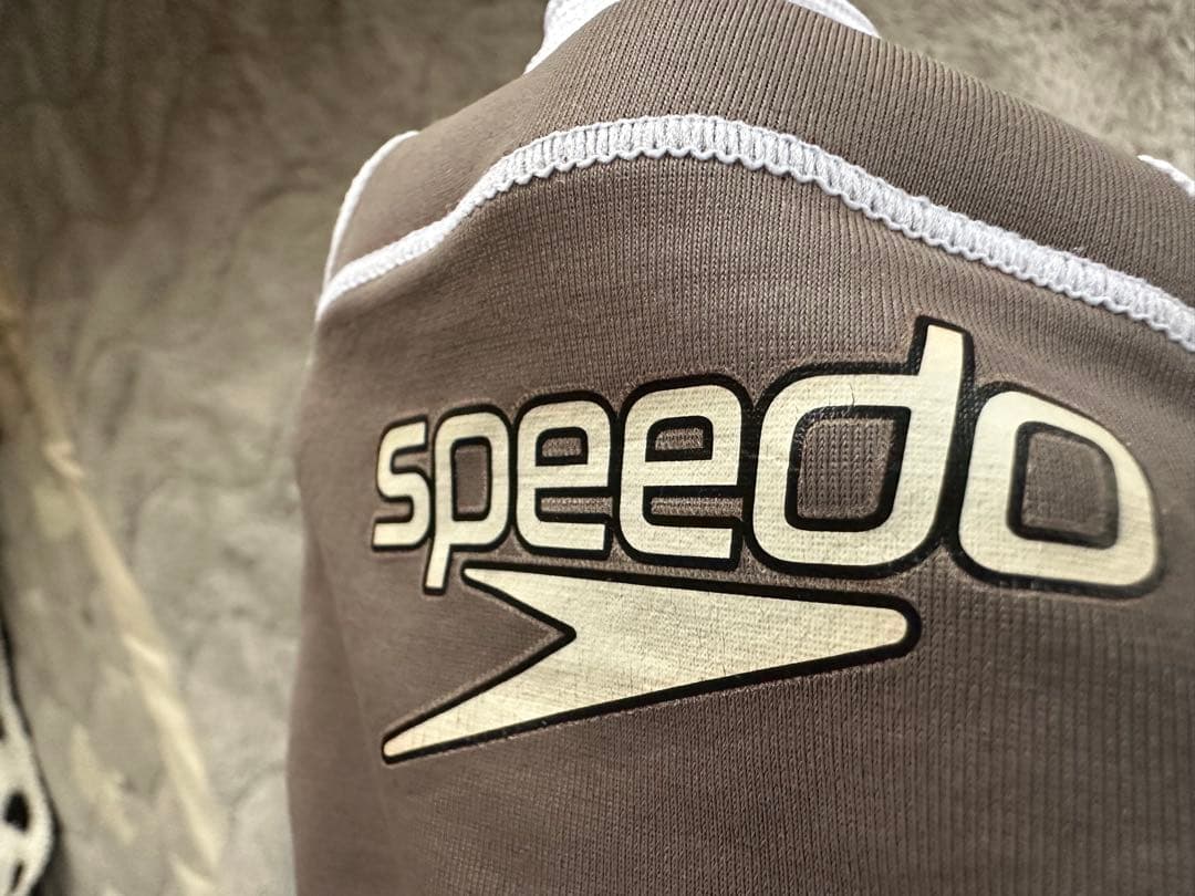 speedo 競泳水着 ブラウン/ホワイト/イエロー