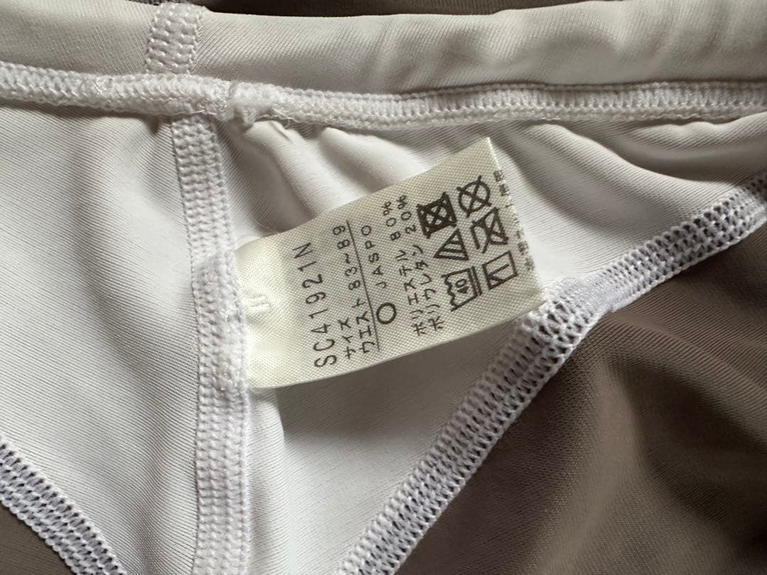 speedo 競泳水着 ブラウン/ホワイト/イエロー