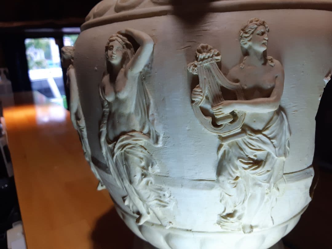 古代ローマ造形装飾壺型置物