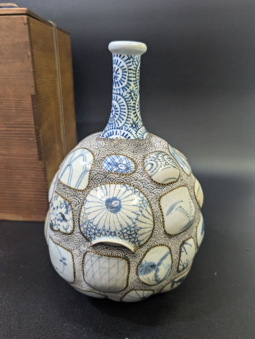 有田焼 古伊万里 古染付 陶片張 蛸唐草文 陶片 大徳利 酒器 花瓶 時代物骨董