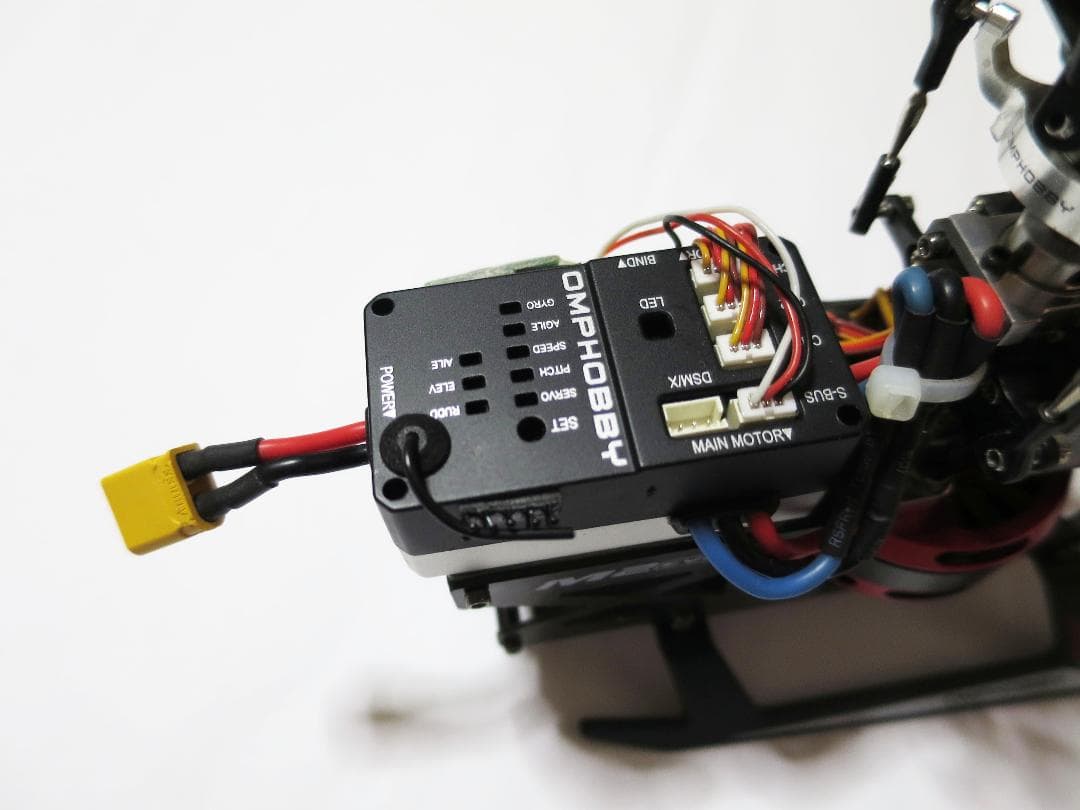 美品 OMPHOBBY M2 EVO Glamor Red レッド エボ ヘリ