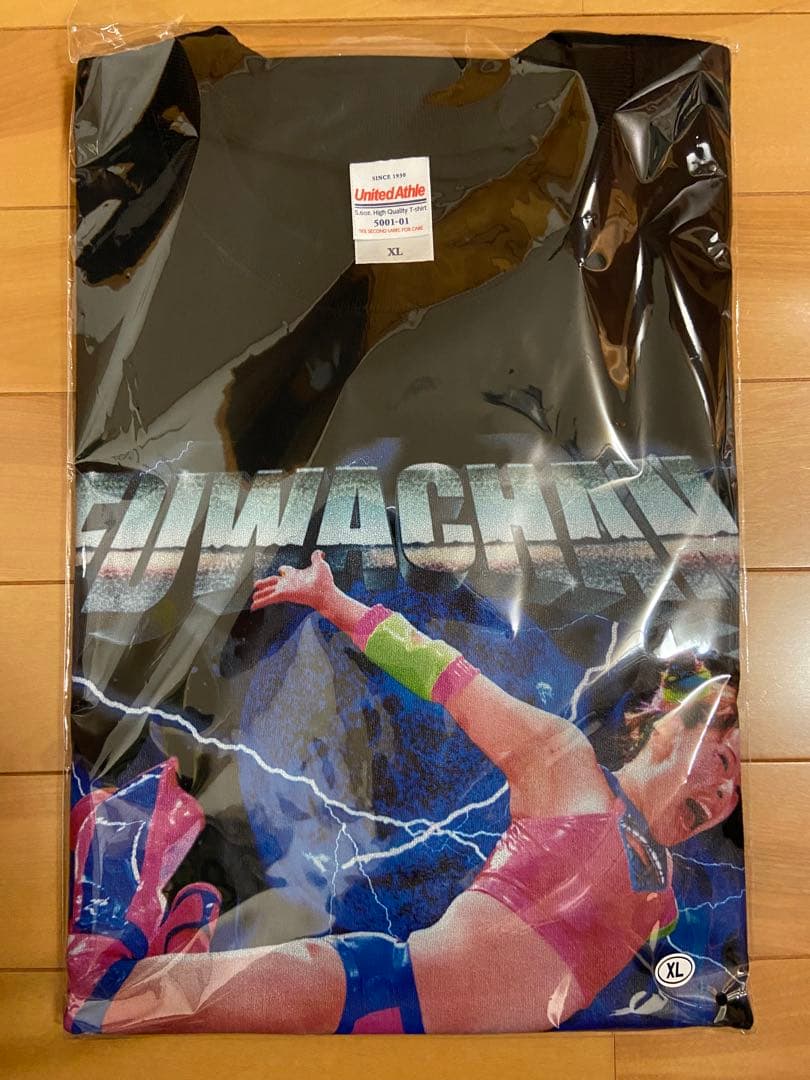 FUWACHAN Ｔシャツ　サイズＸＬ　フワちゃんＴシャツ　スターダム