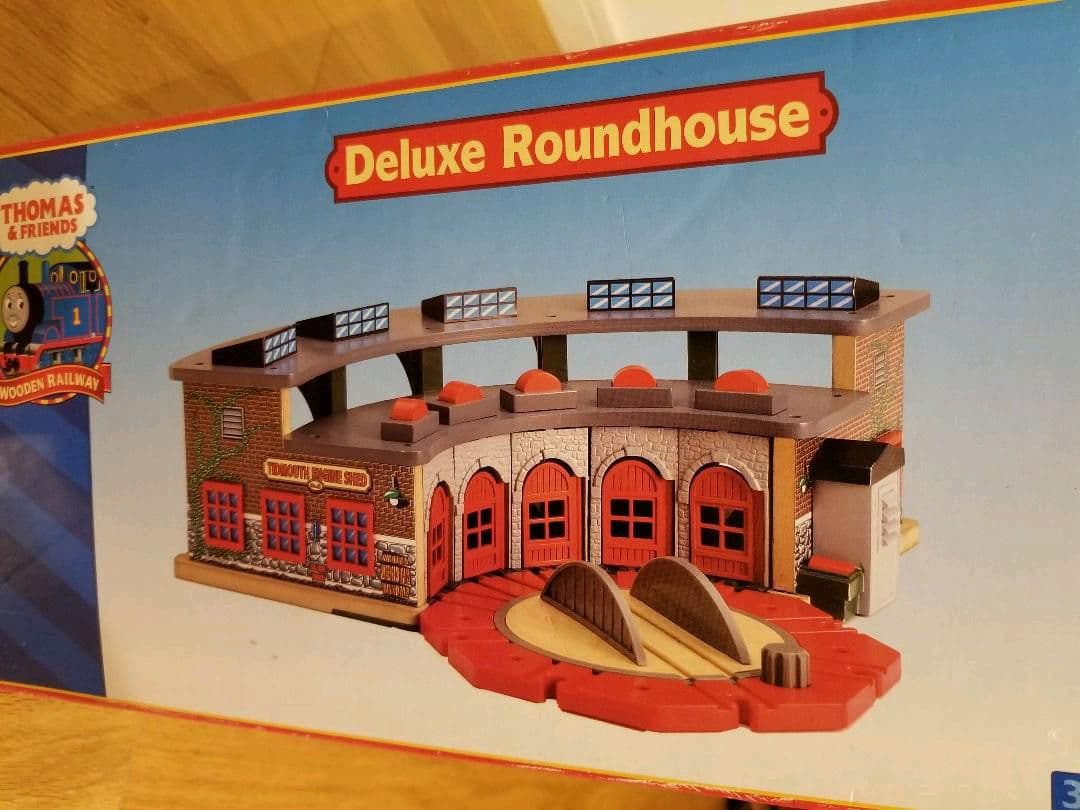 きかんしゃトーマス　木製レールシリーズ　デラックス操車場