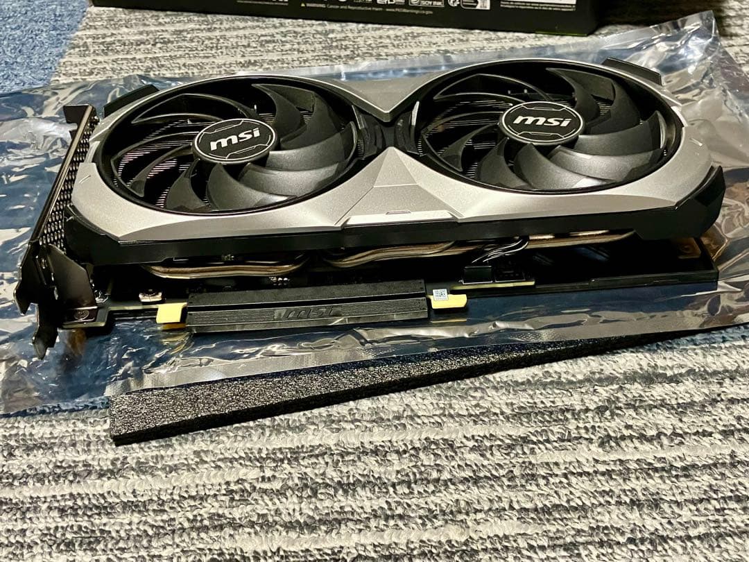 グラフィックボード・グラボ・ビデオカード MSI GeForce RTX 4070 Ventus 2X OC