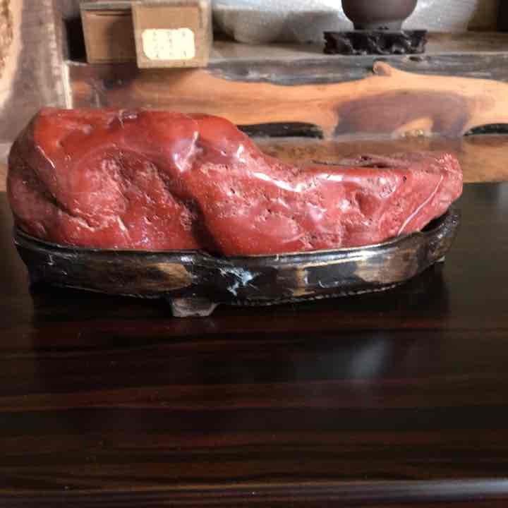 貴重な今金赤溜まり石