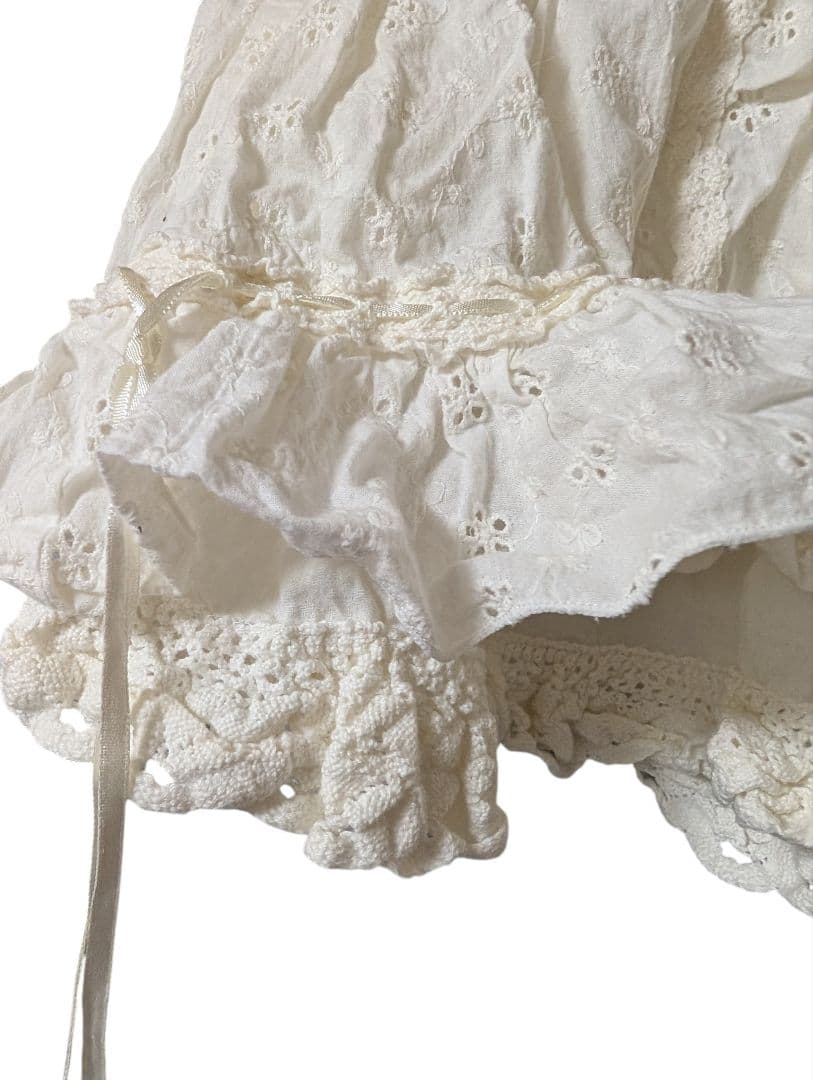 希少Y2K♥️LIZLISAアイボリー フリル付きキュロットパンツ