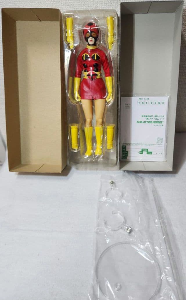 メディコム 仮面ライダー　ストロンガー　タックル ケータイ刑事 銭形雷　小出早織