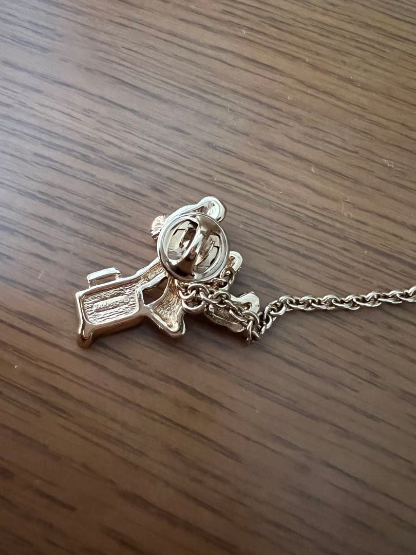 希少Burberrys　バーバリーベア　飛行機　ピンバッジ