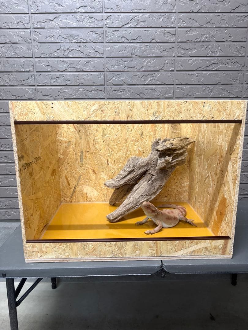 爬虫類飼育ケージ　OSB木製ケージ