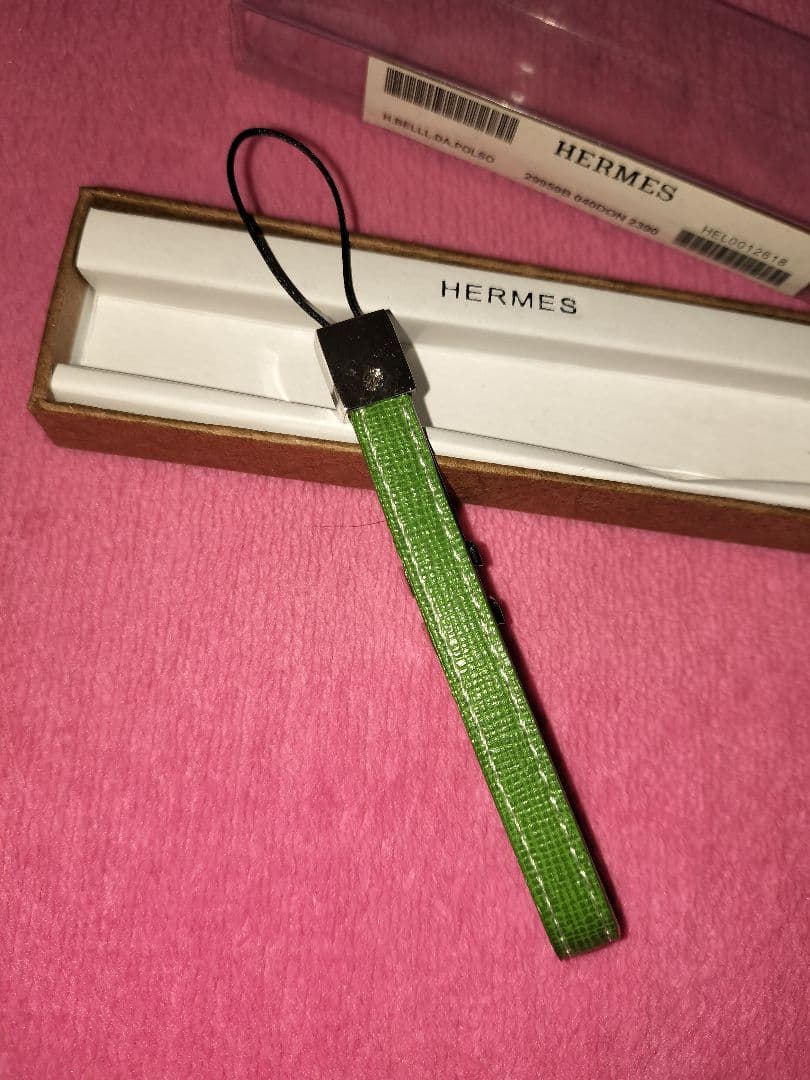 HERMES 緑 ストラップ 箱付き エルメス