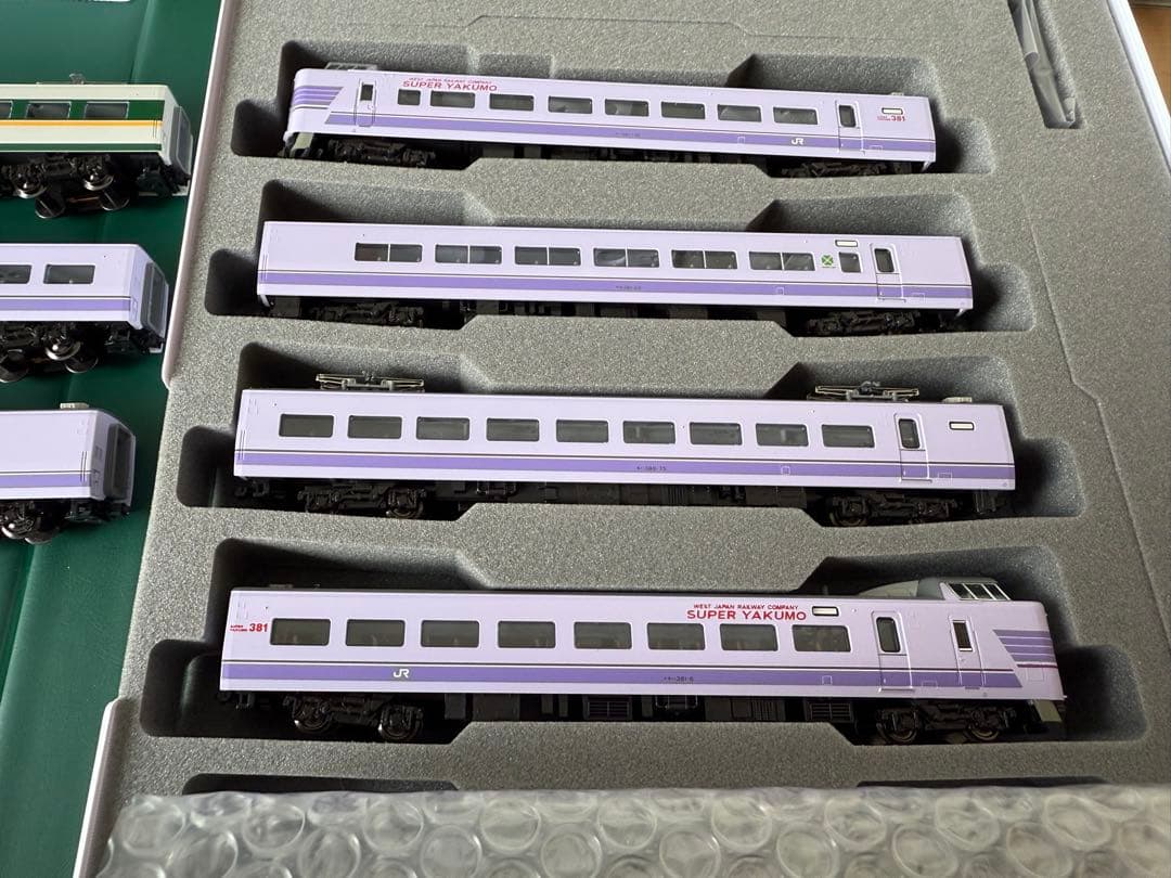 KATO 10-1937 381系「スーパーやくも」4両セット➕3両　計7両セッ