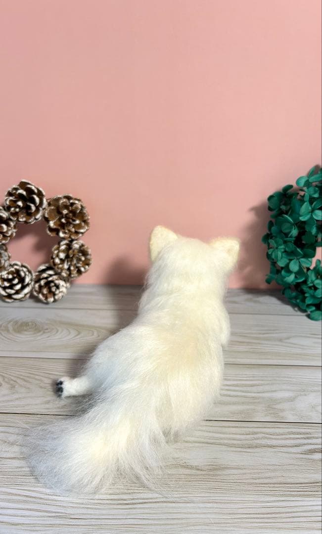 羊毛フェルト　毛づくろいチワワちゃん　10