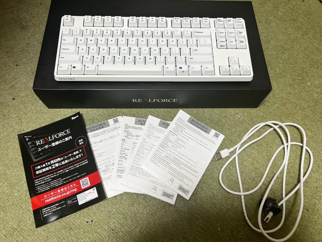 REALFORCE R4 R4HD21 ホワイト 新古品