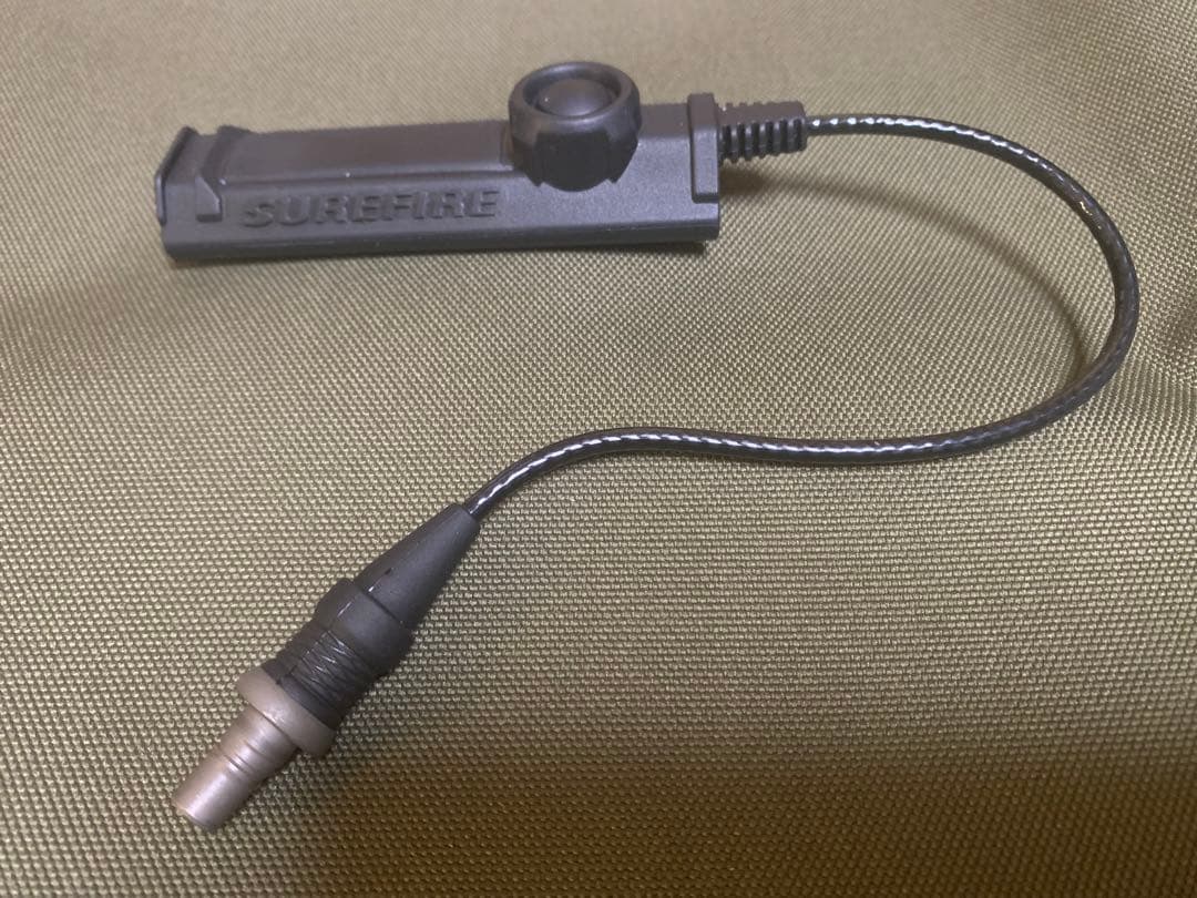 SureFire SR07 リモート スイッチ 実物