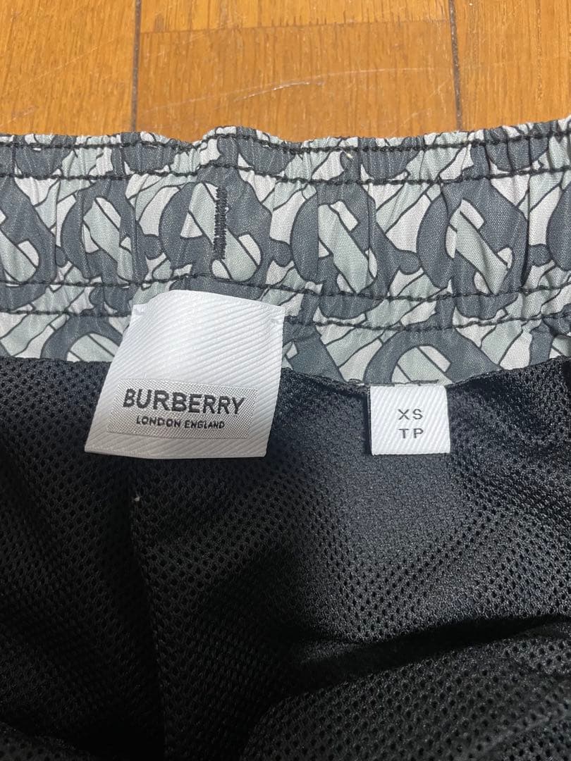 水着・ラッシュガード Burberry swimpants size xs