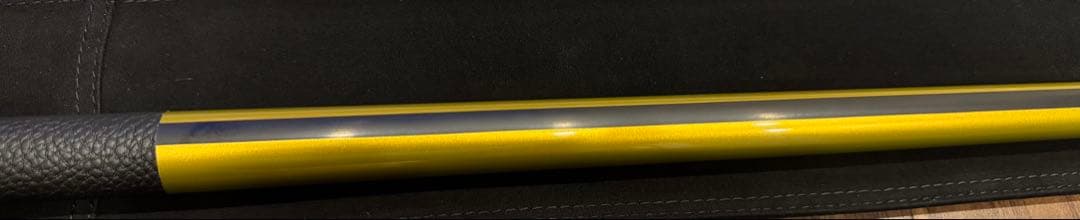 稀少品　世界限定数量　Predator P3 ゴールド