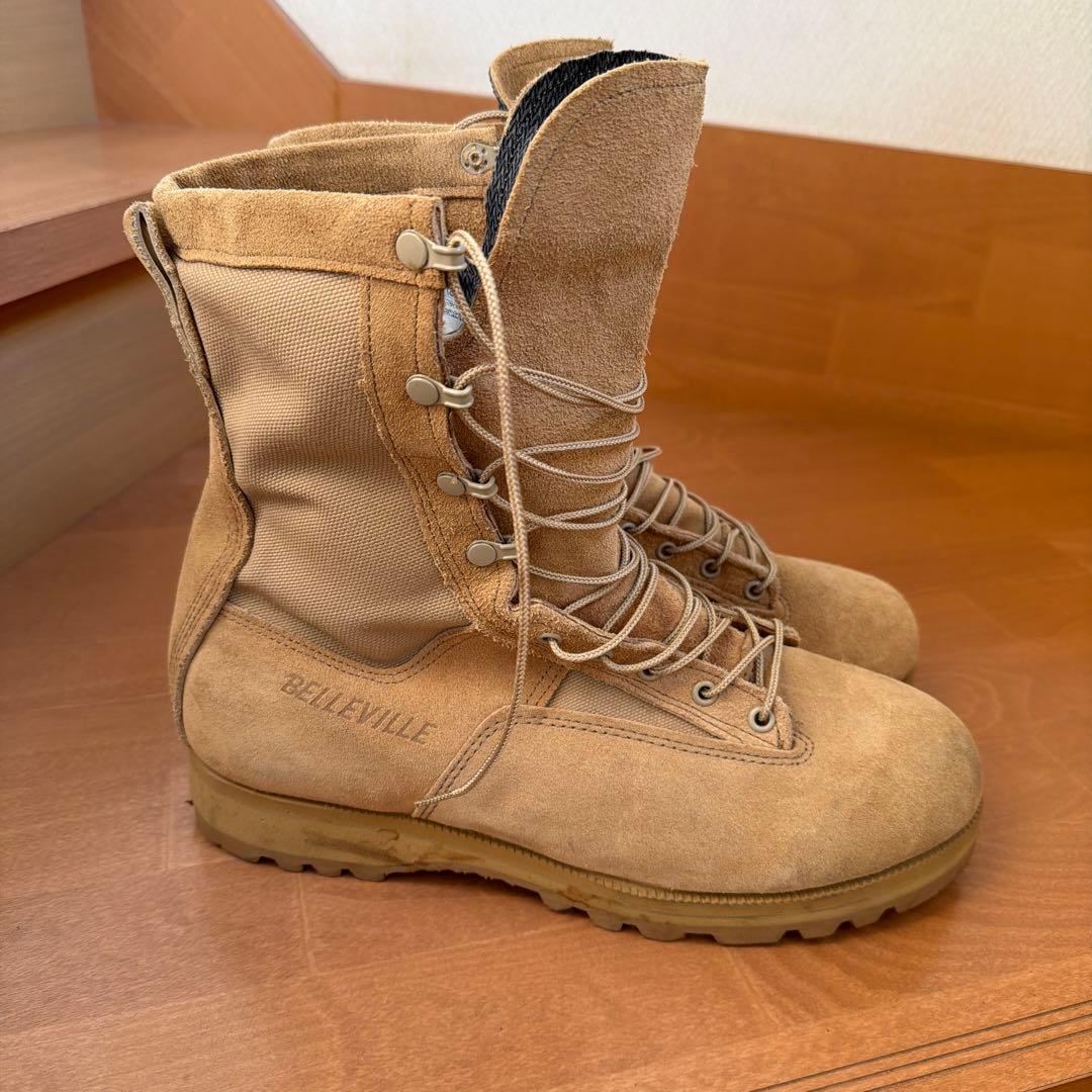 BELLEVILLE ベージュ ミリタリーブーツ