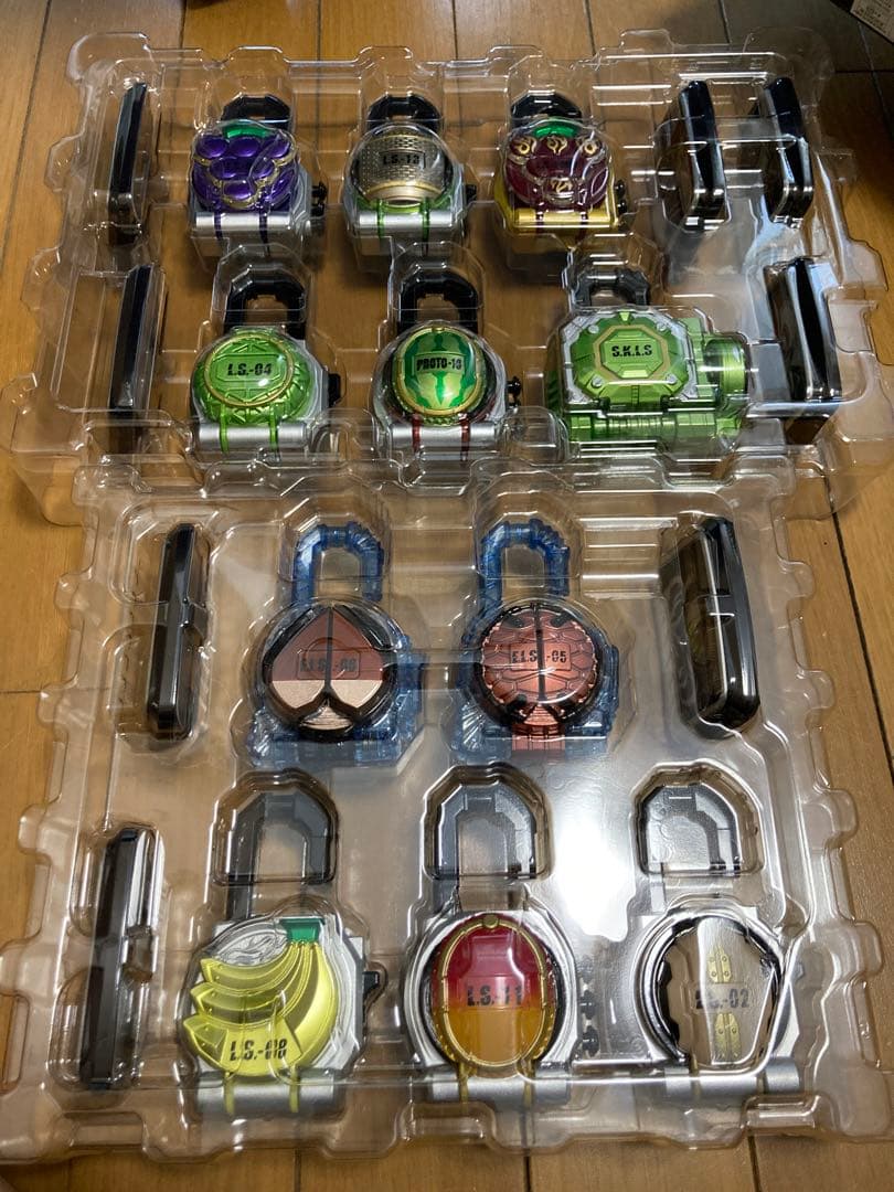 CSM戦極ドライバー&CSMロックシード チームバロン/呉島セット　中古