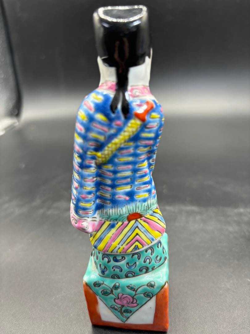 中国美術 古玩 色絵陶人形 陶器人形 高さ約17cm 置物 オブジェ 古董品