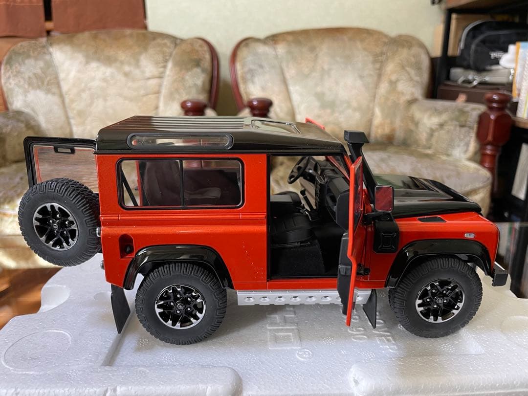 価格変更 1/18 京商ランドローバー ディフェンダー90 アドベンチャー