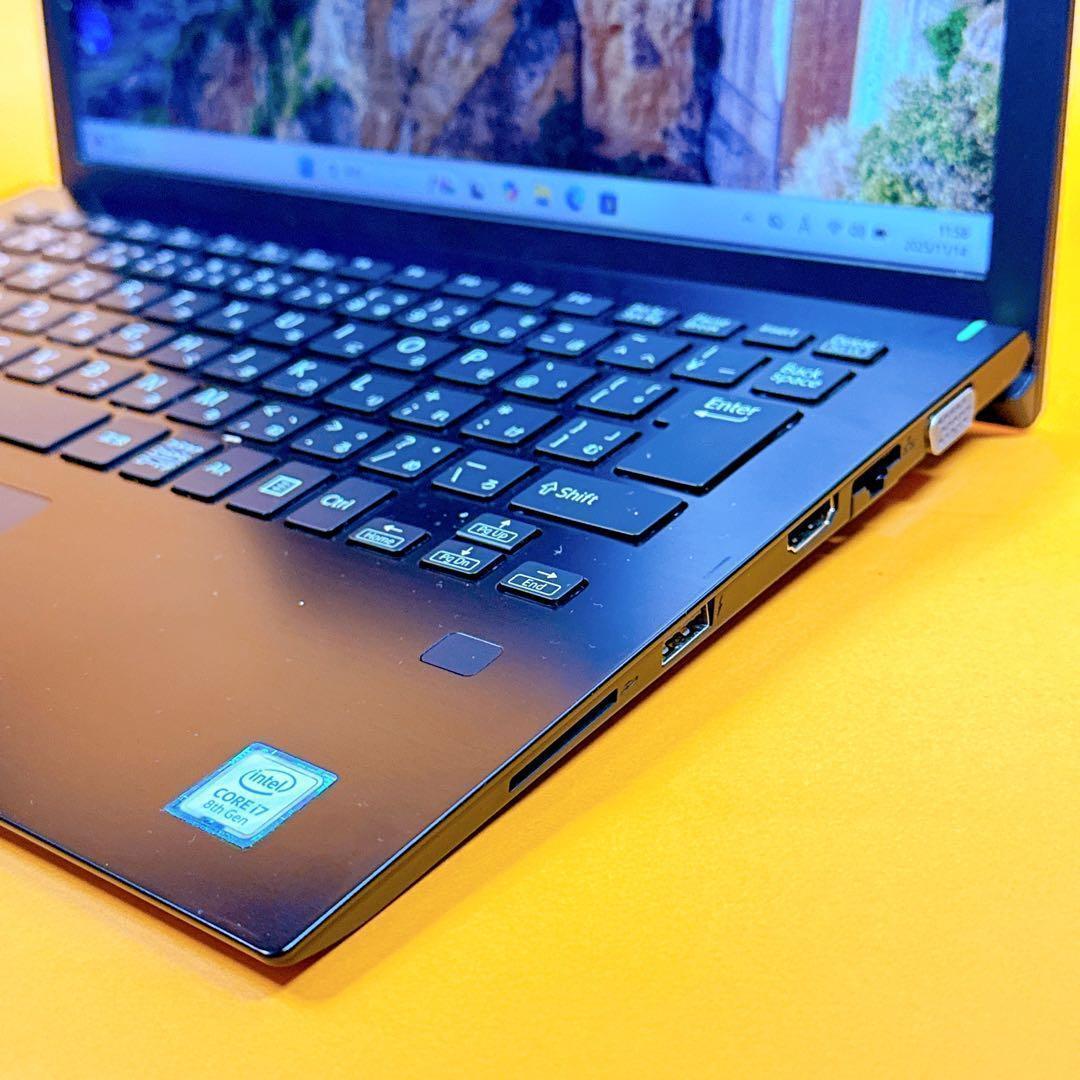 再入荷‼️第8世代i7⭐️windows11⭐️SSDノートパソコン16GB
