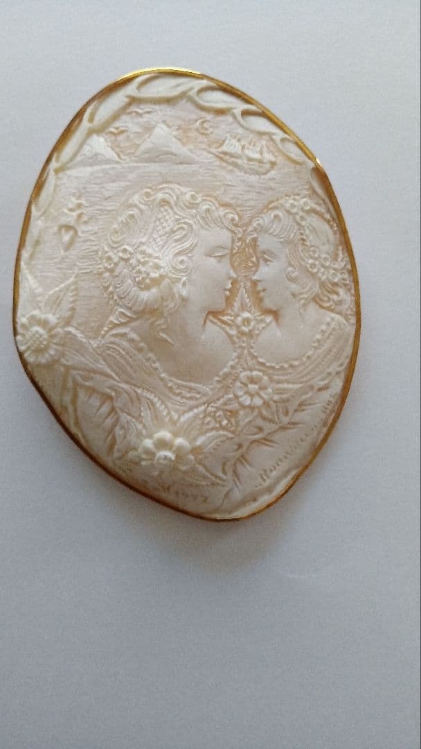 ￥6500→63000 見惚れるカメオのブローチ　ペンダント　作家名　製作年有