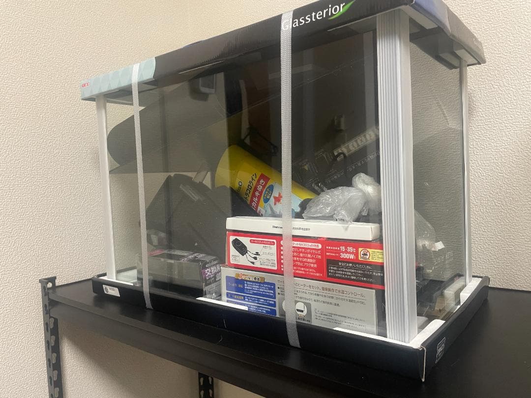 観賞魚水槽セット【引退品】　フレームレスガラス水槽60cm+LEDライトなど