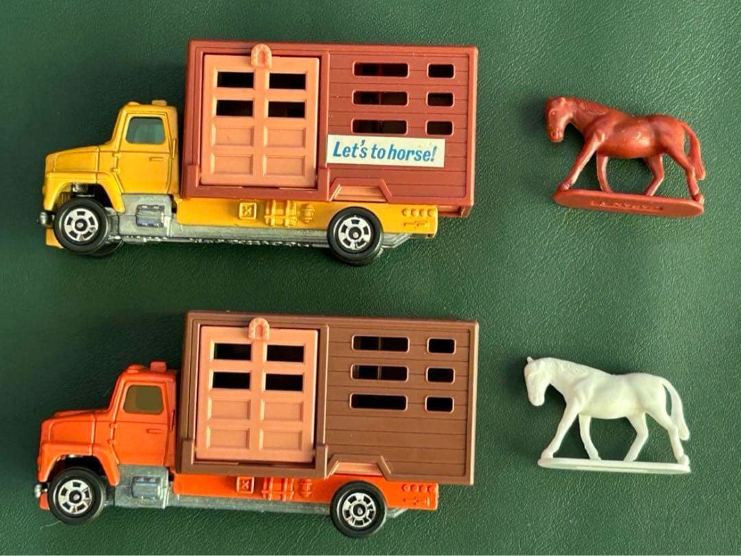 トミカ フォード キャトルトラック 2台セット