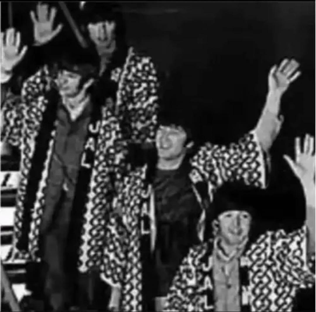 新品未使用 JAL ビートルズ ハッピ ファーストクラス ノベルティ 2枚セット