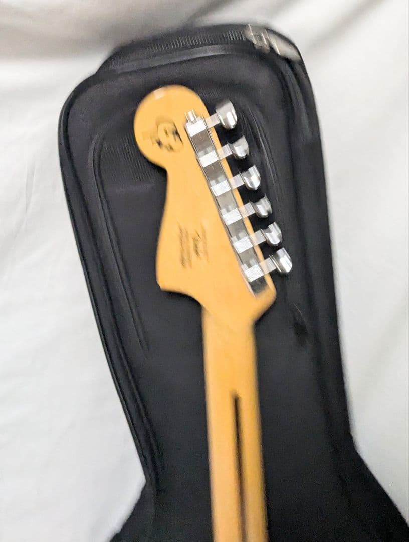 Squier Jazzmaster SCANDAL MAMI 生産完了 激レア