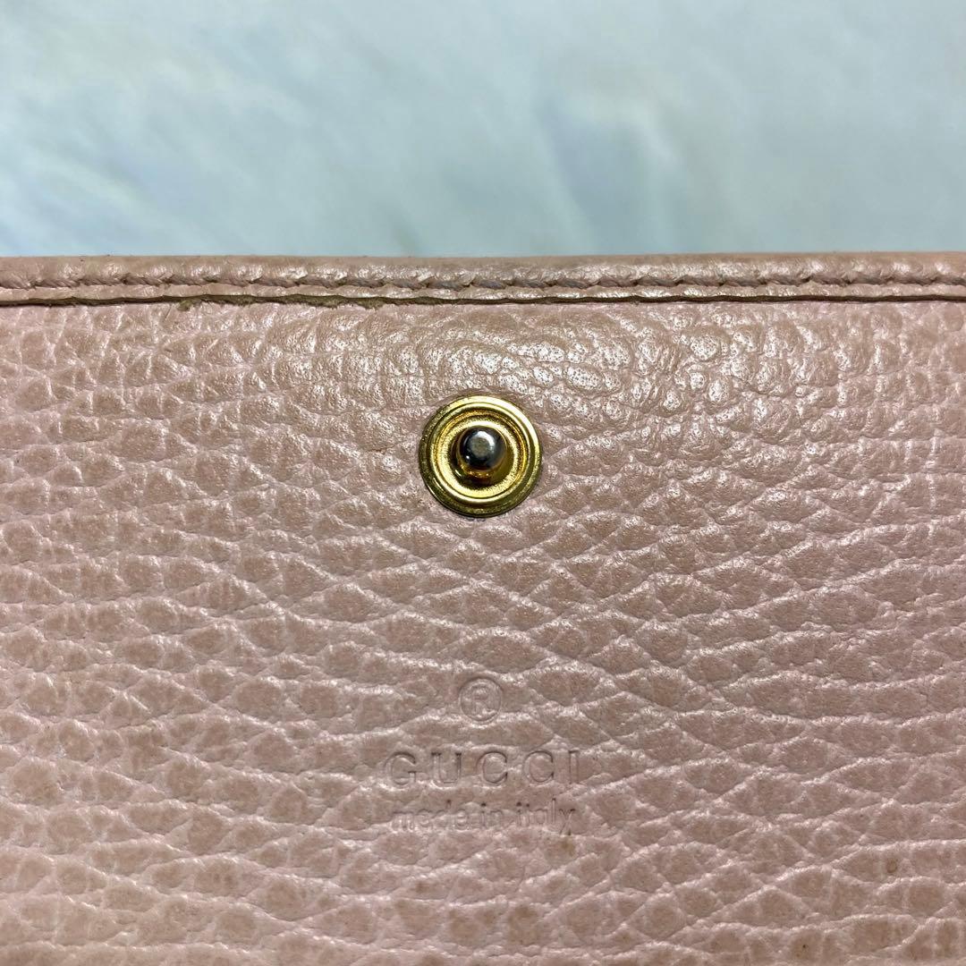 早い者勝ち　GUCCI グッチ　二つ折り　財布　コンパクト　ベージュ　アイボリー